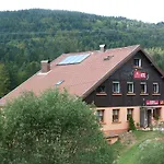 Hotel Domaine Des Hauts Viaux *