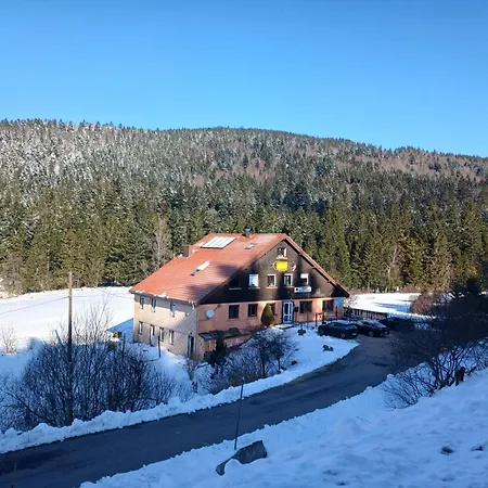 Domaine Des Hauts Viaux Hotel