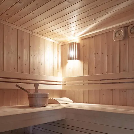 Hotel Domaine Des Hauts Viaux *